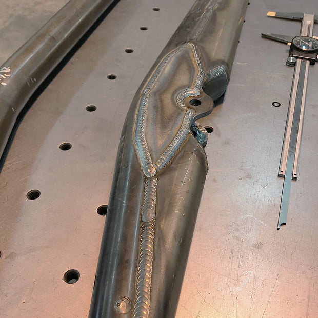40" URC Single Shock Trailing Arms, Pair