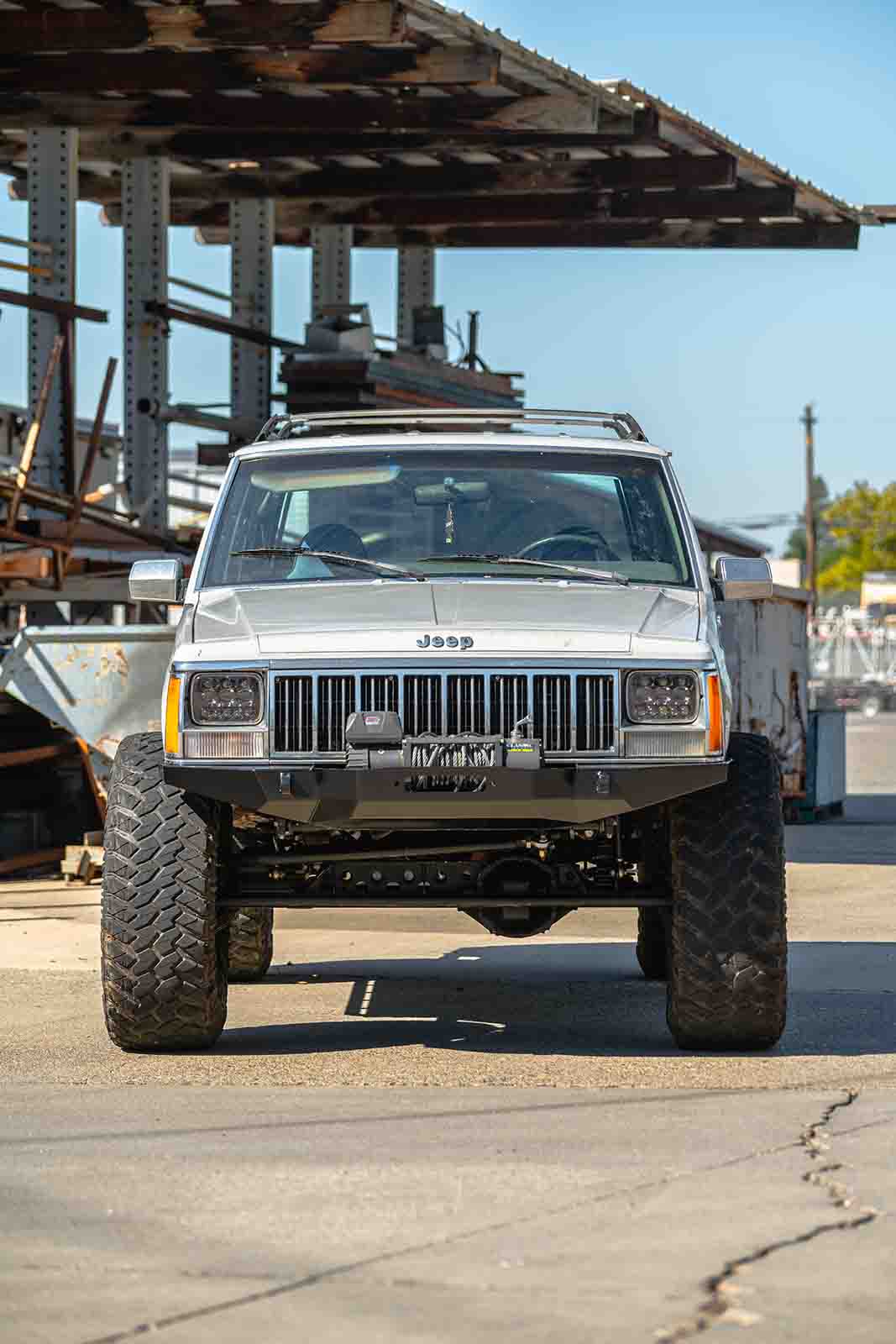 Full Width Front Winch Bumper For Jeep XJ